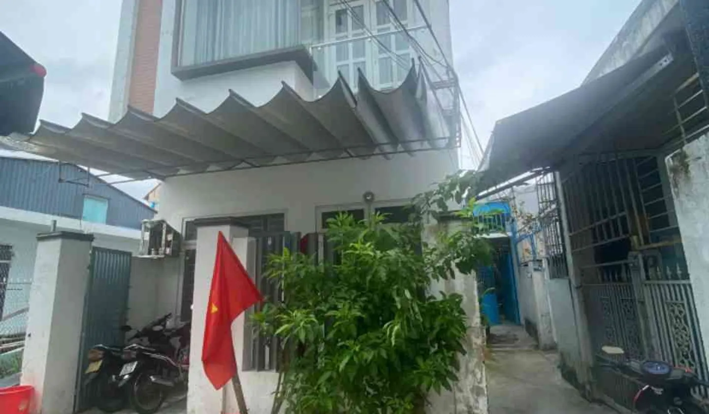 Nhà 2 tầng 3 phòng ngủ tại Trường Chinh, giá 4.4 tỷ... Bán nhà riêng tại An Khê, Đà Nẵng 01