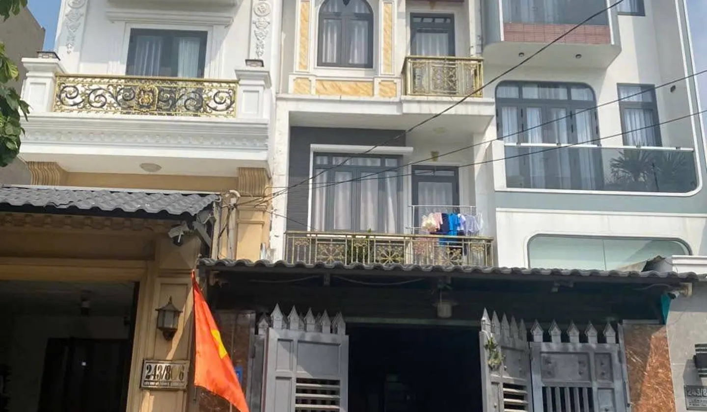 🔥 SIÊU PHẨM LIÊN KHU 4-5 – HẺM XE TẢI 8M – 4 TẦNG – 96M² 🔥
📐 4x24m | 96m² | 4 tầng BTCT | 4PN... Bán nhà riêng tại Bình Tân, Hồ Chí Minh 01