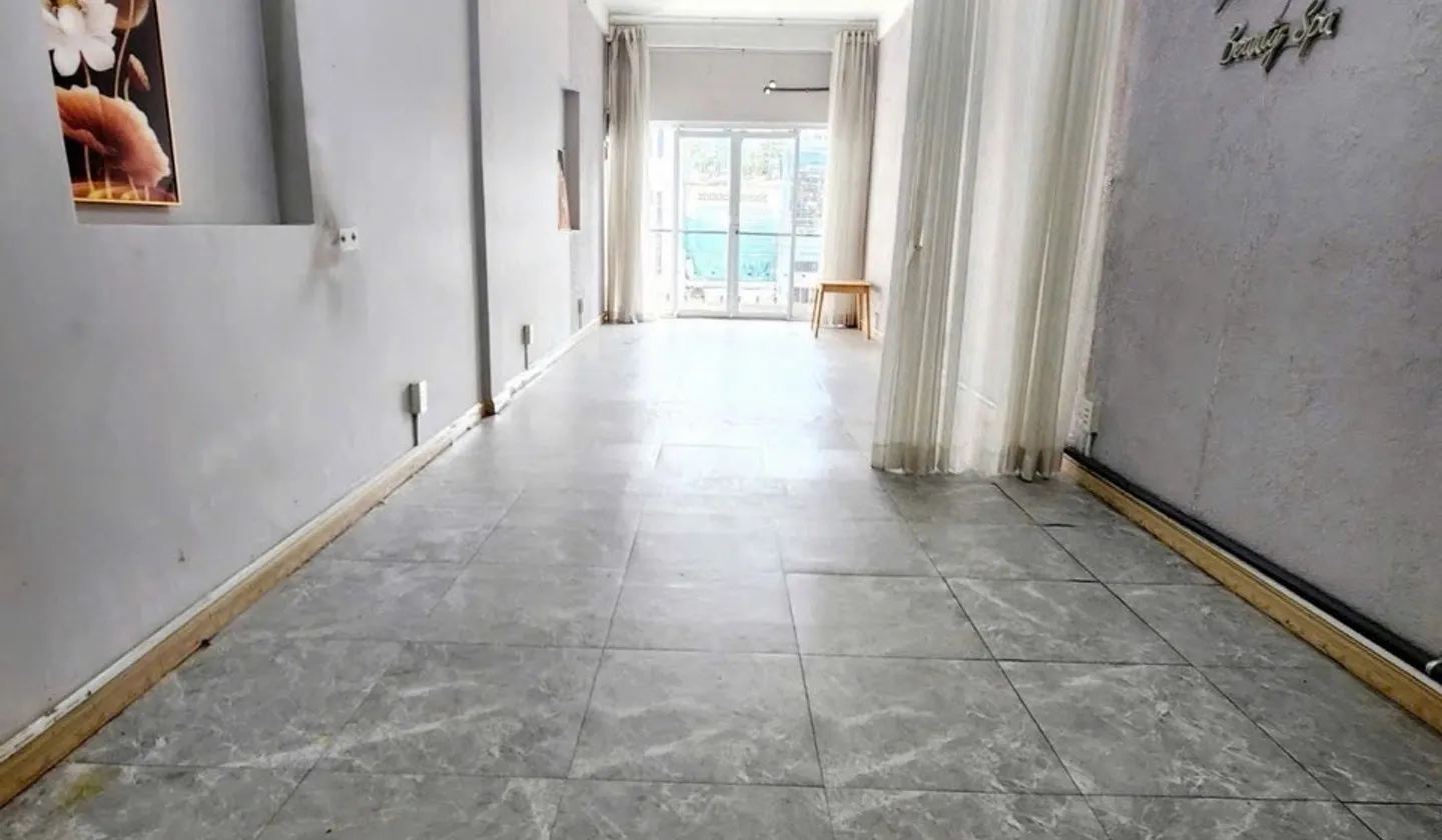 Nhà mặt phố 5 tầng diện tích 38m2 giá 16,9 tỷ tại Quận 3... Bán nhà mặt phố tại Bàn Cờ, Hồ Chí Minh 01