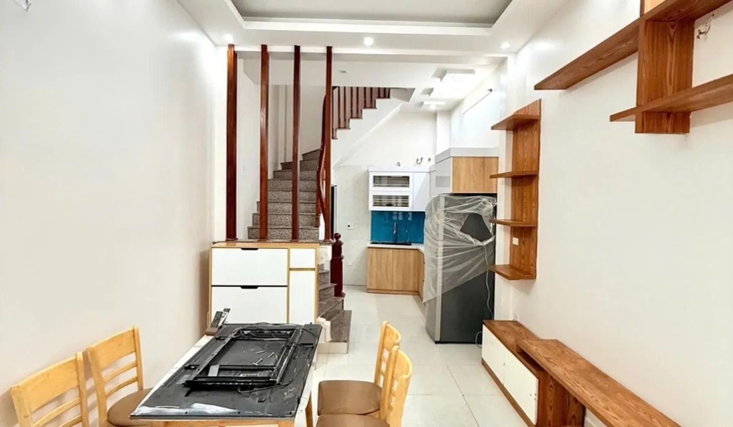 Bán nhà riêng 5 tầng tại Cầu Giấy , nội thất full, 30m2 ở hợp lý... Bán nhà riêng tại Nghĩa Đô, Hà Nội 01