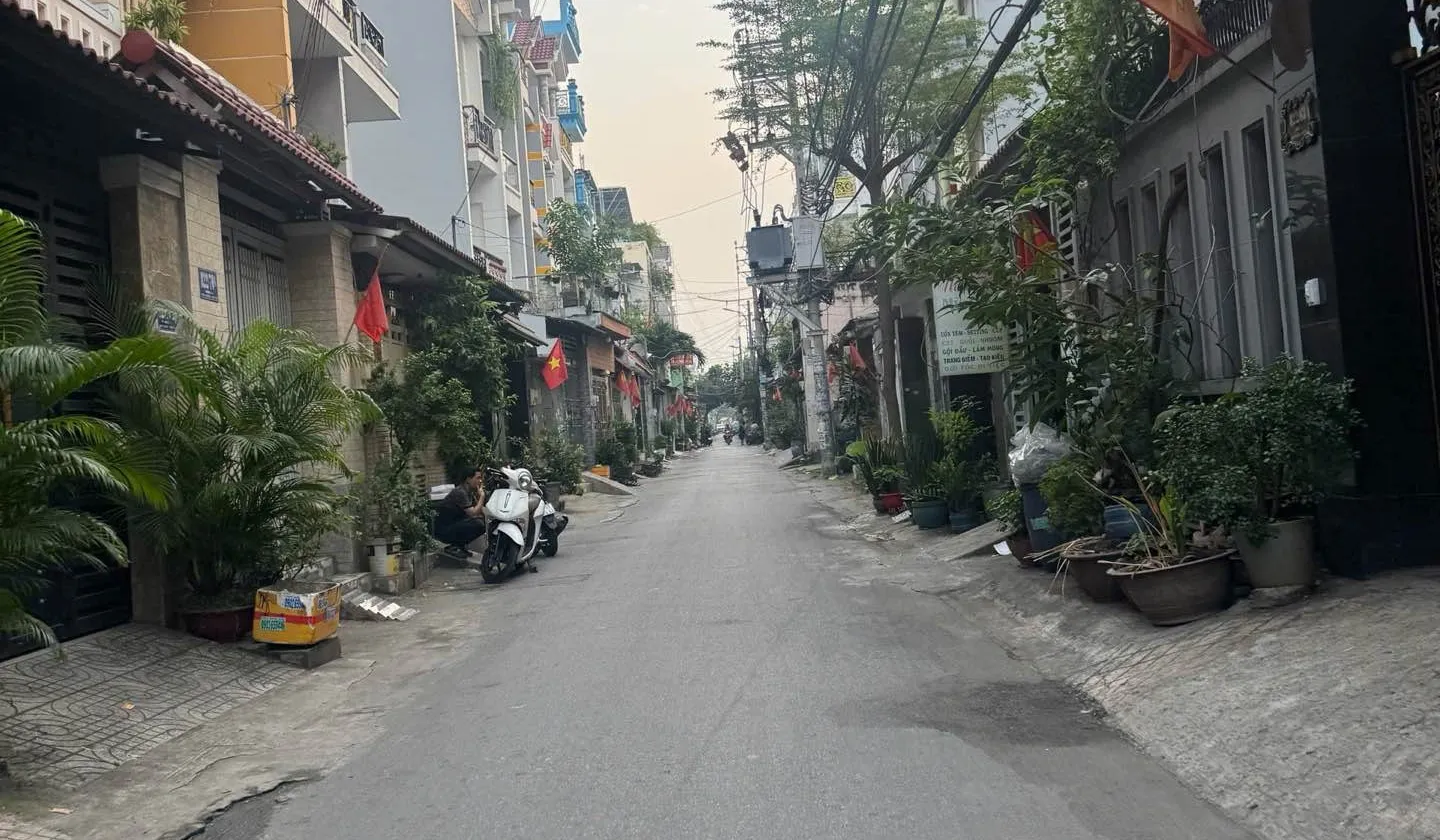 Bán nhà riêng 4 tầng 133m² mặt tiền 8m đường xe tăng né nhau, Bình Trị Đông, Bình Tân... Bán nhà riêng tại Bình Trị Đông, Hồ Chí Minh 01