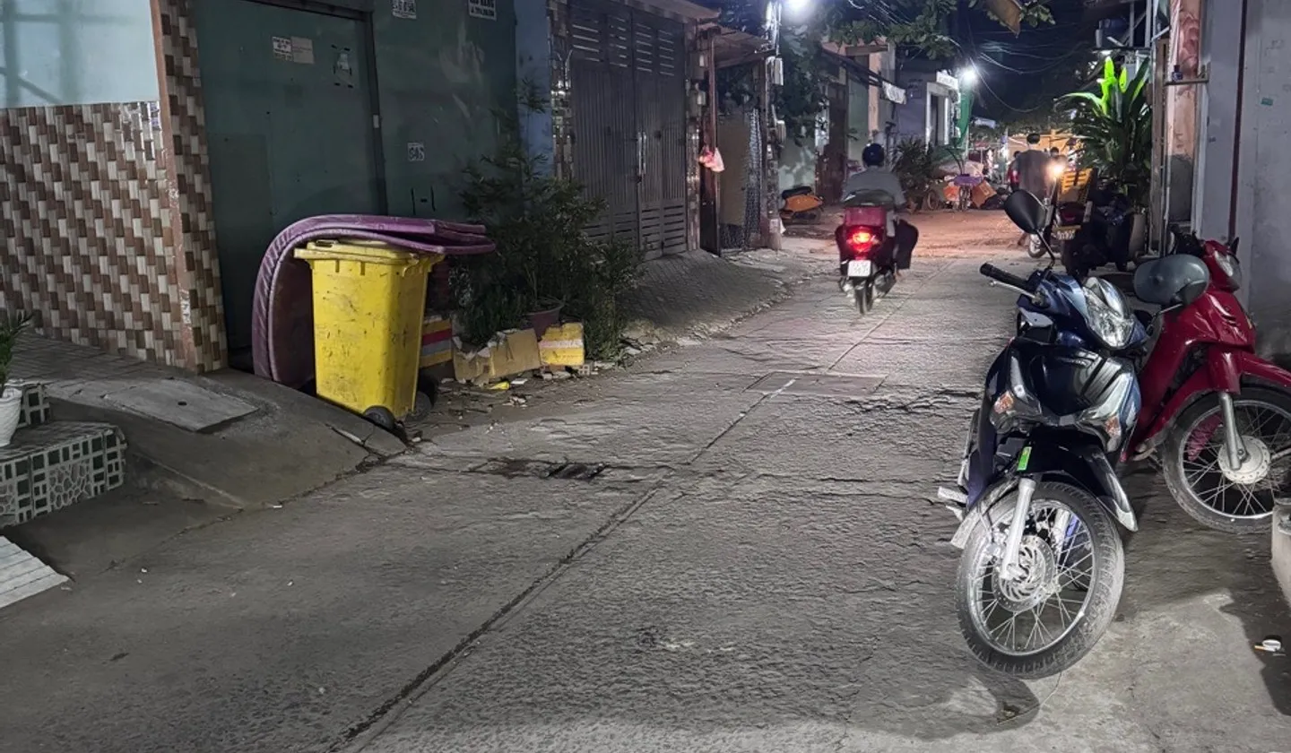 Bán nhà riêng 2 tầng phường Bình Tân, Hồ Văn Long, diện tích 73.1m2, hẻm xe hơi... Bán nhà riêng tại Bình Tân, Hồ Chí Minh 01