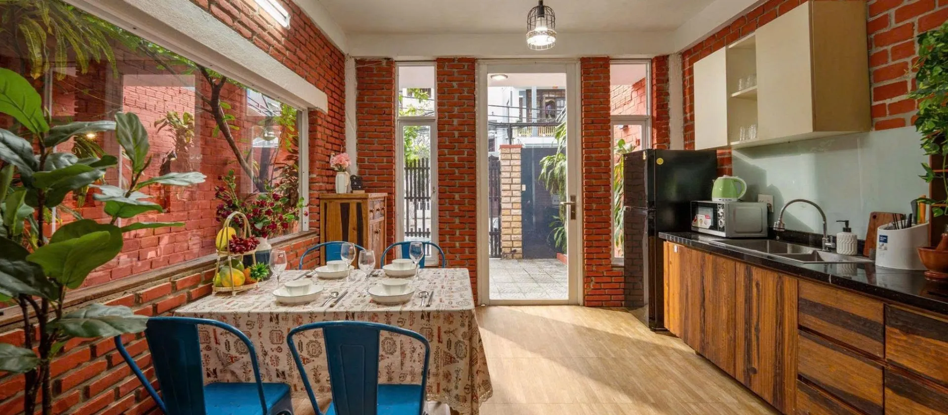 ‼️HẠ 500TR - BÁN ĐẤT TẶNG HOMESTAY 2 TẦNG CÁCH BIỂN MÂN THÁI 300M - GIÁ 11,1 TỶ. ( Gặp Chủ )... Bán nhà mặt phố tại Sơn Trà, Đà Nẵng 01