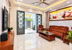 🆘🔥 NHÀ RỘNG 90m2 – ÔTÔ NGỦ TRONG NHÀ! 🏡 NHÀ 3 TẦNG – HẺM XE TẢI – CHỈ 4,1 TỶ... Bán nhà riêng tại Trung Mỹ Tây, Hồ Chí Minh 01