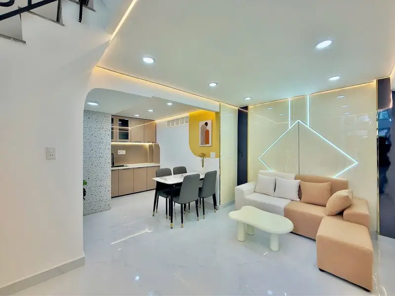 Nhà 3 tầng 2 ngủ hẻm xe hơi gần trung tâm chỉ hơn 4 tỷ... Bán nhà riêng tại Gia Định, Hồ Chí Minh 01