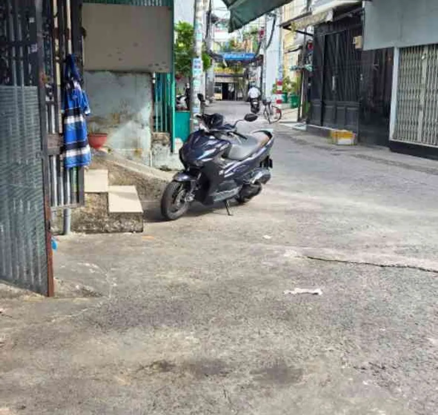 Bán nhà riêng 2 tầng 72m2 gần khu Tên Lửa giá 5,3 tỷ... Bán nhà riêng tại Bình Trị Đông, Hồ Chí Minh 01