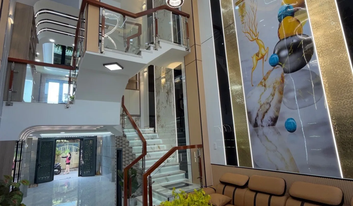 🏡 GẦN AEON TP – HXH THÔNG - 65M2 - 5 TẦNG - VÔ Ở NGAY - NHỈNH 8 TY🏡... Bán nhà riêng tại Bình Hưng Hòa, Hồ Chí Minh 01