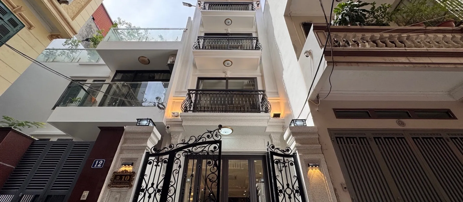 Bán nhà riêng 6 tầng tại Giáp Bát - 44m², tiện ích kinh doanh, giá 18 tỷ VNĐ... Bán nhà riêng tại Tương Mai, Hà Nội 01
