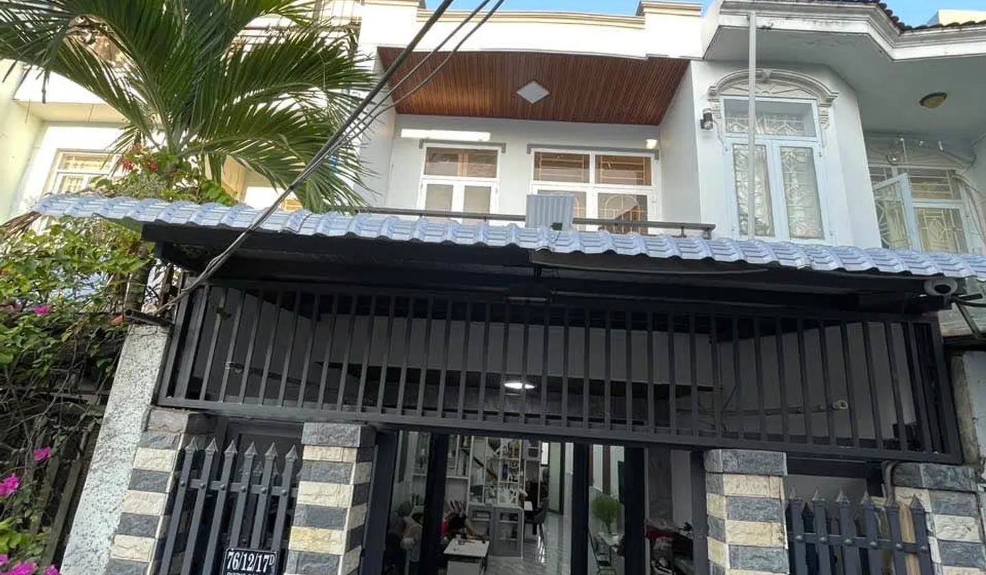 Bán nhà riêng 2 tầng 76m2 gần Quận 7, sổ hồng riêng, giá 4.65 tỷ... Bán nhà riêng tại Nhà Bè, Hồ Chí Minh 01