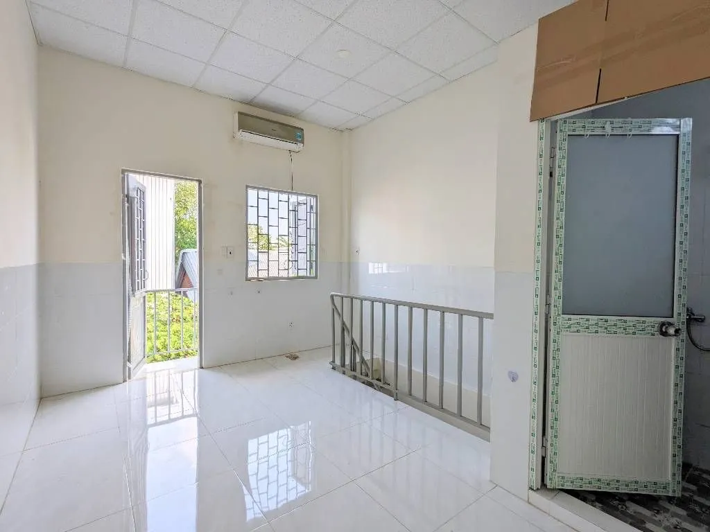 🚗NHÀ 4 MẶT TIỀN– 2 TẦNG –DT 104M² – GẦN NGUYỄN DUY TRINH- QUẬN 2– CHỈ 7.3 TỶ... Bán nhà riêng tại Bình Trưng, Hồ Chí Minh 01