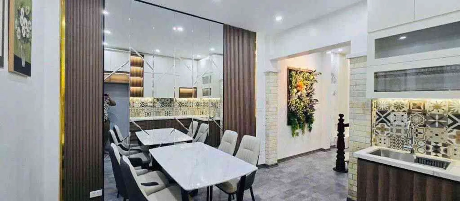 Nhà Trung Tâm Cầu Giấy - Nội Thất Xịn, Sẵn Ở... Bán nhà riêng tại Nghĩa Đô, Hà Nội 01