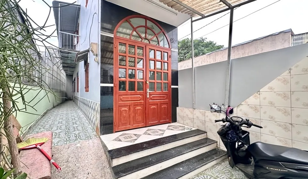 💰GIÁ MỚI CHỈ 3TỶ 990TR(TL)
🏡NHÀ 3 TẦNG_4Mx23M_4 PHÒNG NGỦ _HẺM XE HƠI 5M_ĐƯỜNG TRẦN THỊ CỜ QUẬN 1... Bán nhà riêng tại Thới An, Hồ Chí Minh 01