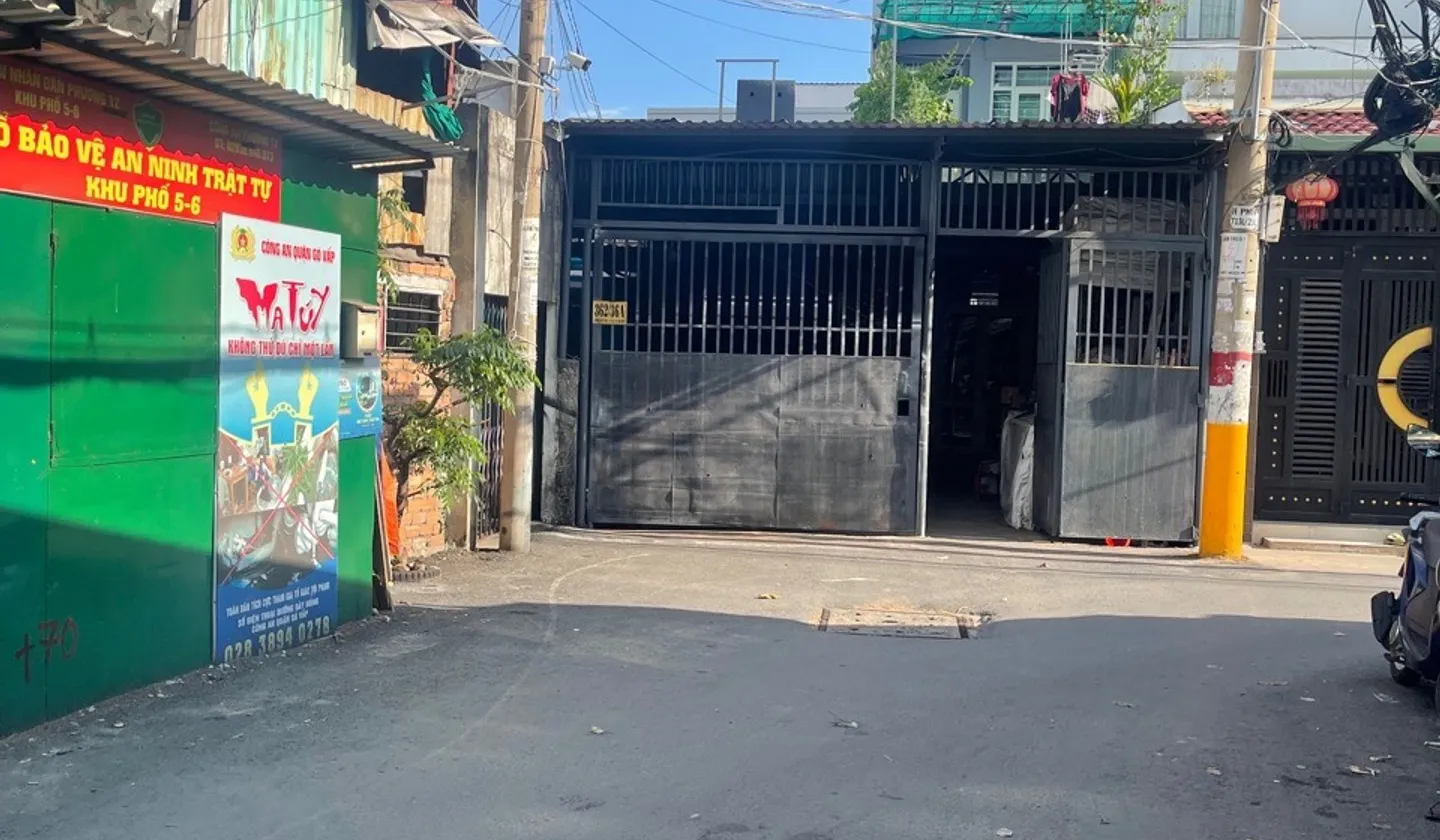 Nhà 2 Tầng Kiên Cố Gần Emart Phan Huy Ích, Hẻm Ô Tô 5m... Bán nhà riêng tại An Hội Tây, Hồ Chí Minh 01
