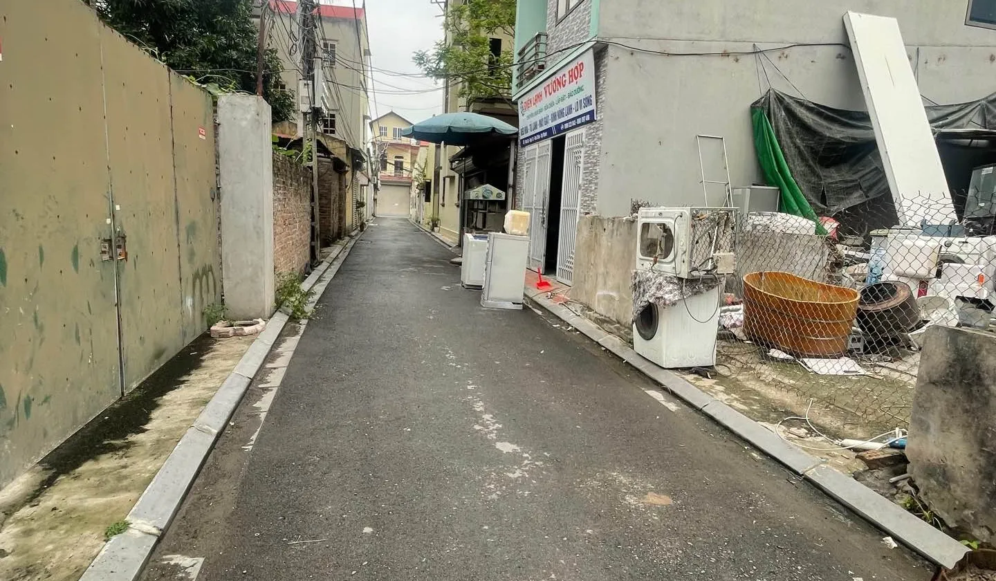 Bán đất 70m² có sổ đỏ tại Thôn Mai Châu - chân cầu thượng cát ngõ thông cách trục kimh doanh 10m... Bán đất tại Thiên Lộc, Hà Nội 01