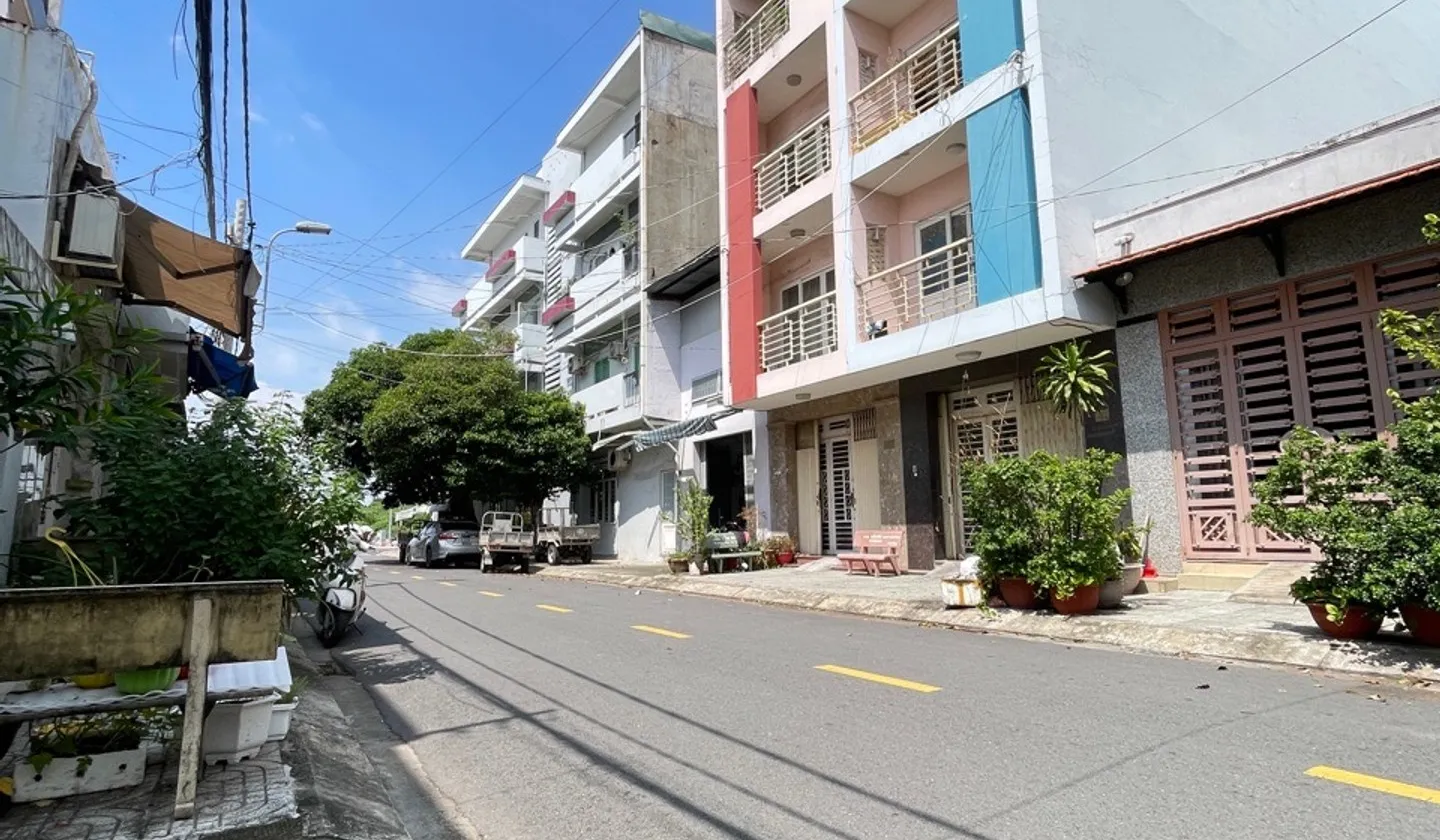 Bán nhà riêng 4 tầng 2 mặt tiền hẻm xe hơi, đường Bùi Minh Trực quận 8... Bán nhà riêng tại Bình Đông, Hồ Chí Minh 01