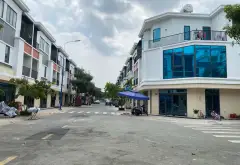 KHU DÂN CƯ VIP - NHÀ MỚI HOÀN THIỆN - ĐẲNG CẤP CAO - DÂN CƯ LẤP ĐẦY - TIỀM NĂNG TĂNG GIÁ MẠNH... Bán biệt thự, liền kề tại An Phú, Hồ Chí Minh 06