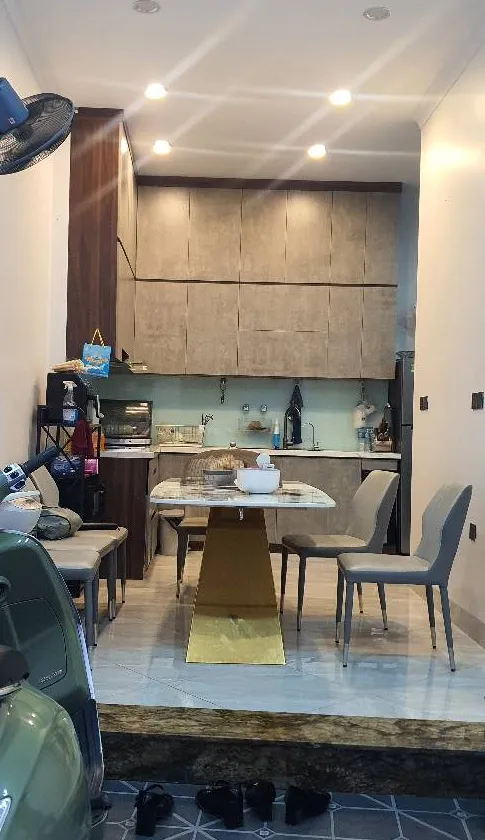 Nhà Việt Hưng không thể bỏ lỡ, full nội thất, mặt tiền rộng 6.8M - 10M ra ô tô... Bán nhà riêng tại Việt Hưng, Hà Nội 01