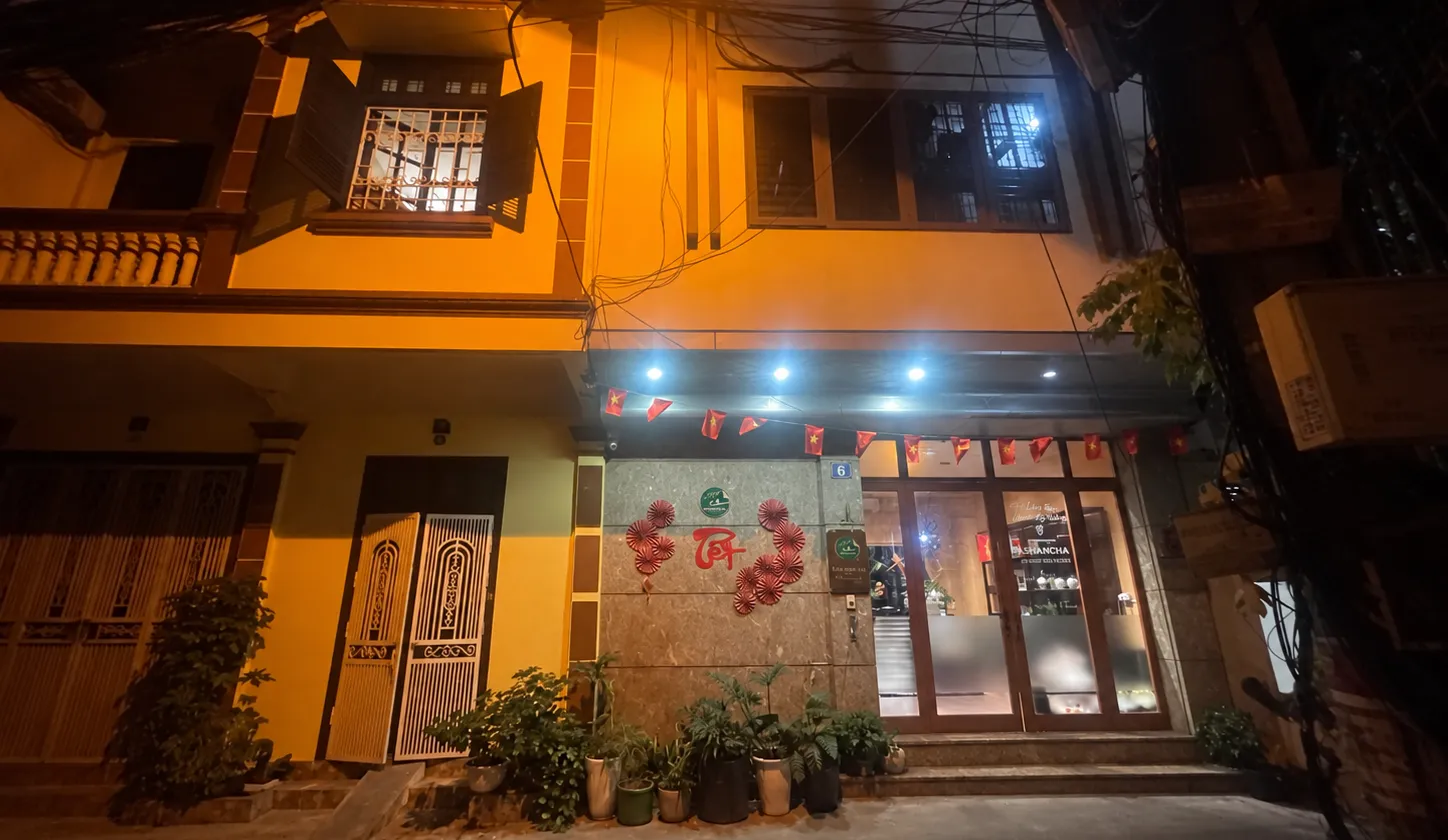Nhà hiếm Chùa Bộc, hai mặt thoáng ô tô tránh. Trước nhà sân rất rộng, 50m thẳng tắp ra mặt phố... Bán nhà riêng tại Kim Liên, Hà Nội 01