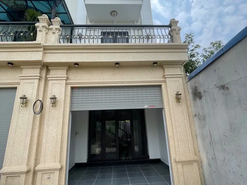 Nhà riêng hiện đại tại Quỳnh Hoàng, An Dương với thiết kế thông minh cho xe ô tô ra vào thuận tiện... Bán nhà riêng tại An Dương, Hải Phòng 01