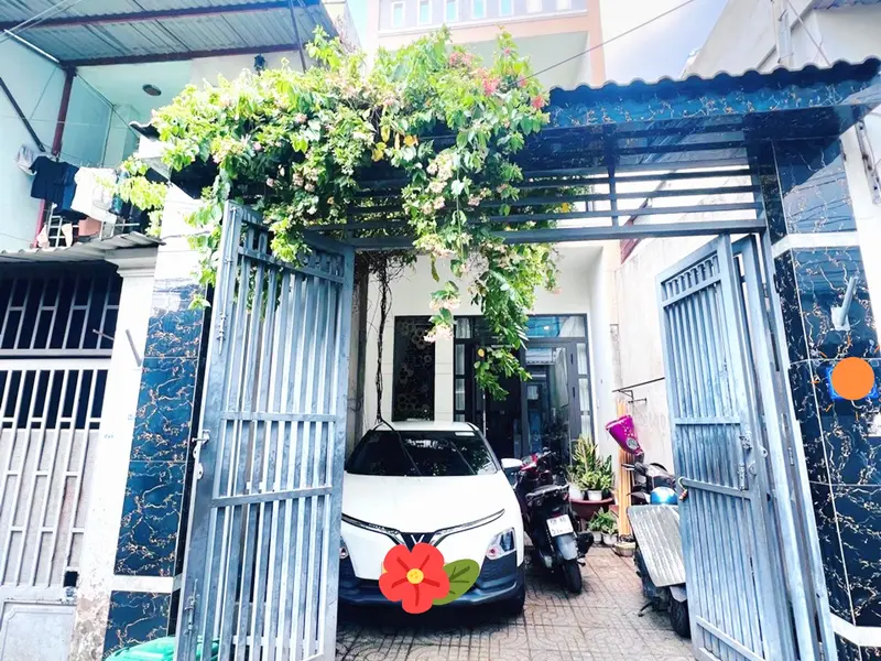 💰CHỈ HƠN 5TỶ (TL)
💥NHÀ MỚI ĐẸP 2 TẦNG_4M x 24M_XE HƠI NGỦ TRONG NHÀ_THỚI AN LÊ THỊ RIÊNG QUẬN 12.... Bán nhà riêng tại Thới An, Hồ Chí Minh 01