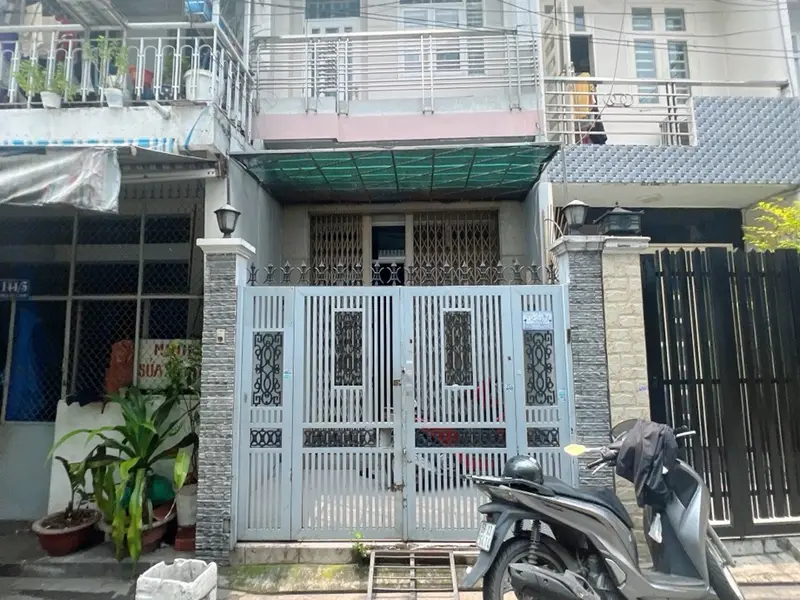 Nhà 4 tầng xây kiên cố, diện tích 42m² tại quận Tân Bình, thuận tiện kinh doanh... Bán nhà riêng tại Bảy Hiền, Hồ Chí Minh 01
