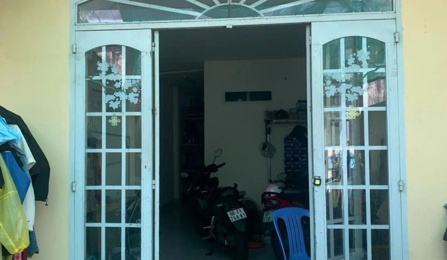 Bán nhà phố 2 tầng mặt tiền 4m tại Phước Long A, Quận 9 cũ... Bán nhà mặt phố tại Phước Long, Hồ Chí Minh 01