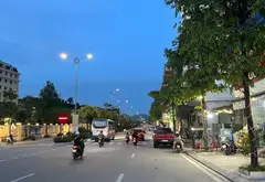 Nhà Ô Tô Vào Nhà – Vị Trí Vàng Gần Phố Vũ Văn Hiếu... Bán nhà riêng tại Hà Tu, Quảng Ninh 01