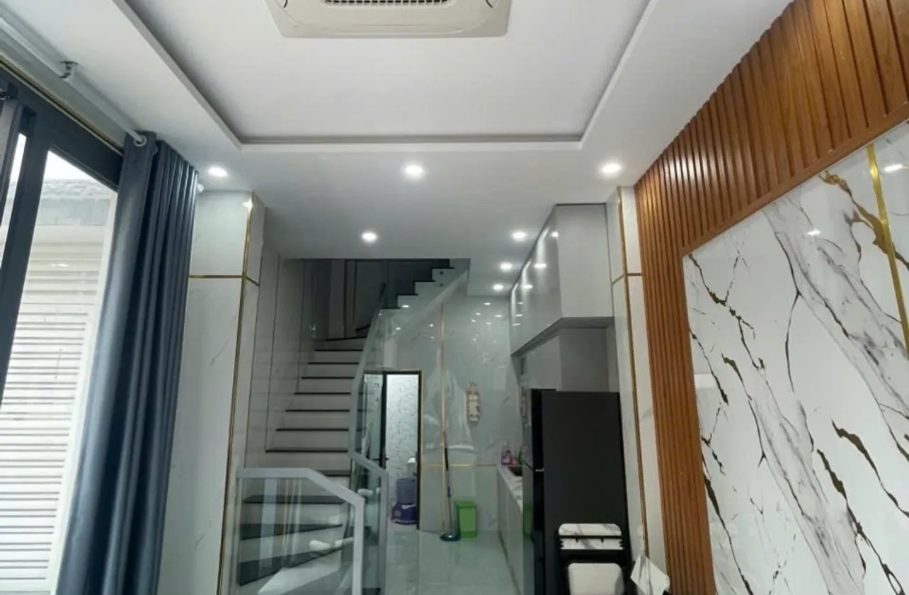 CĂN GÓC 2 MT HẺM - 4 TẦNG – HXH – GẦN TRẦN HƯNG ĐẠO Q.5 – NHỈNH 6 T.Ỷ (TL)... Bán nhà riêng tại Chợ Quán, Hồ Chí Minh 01