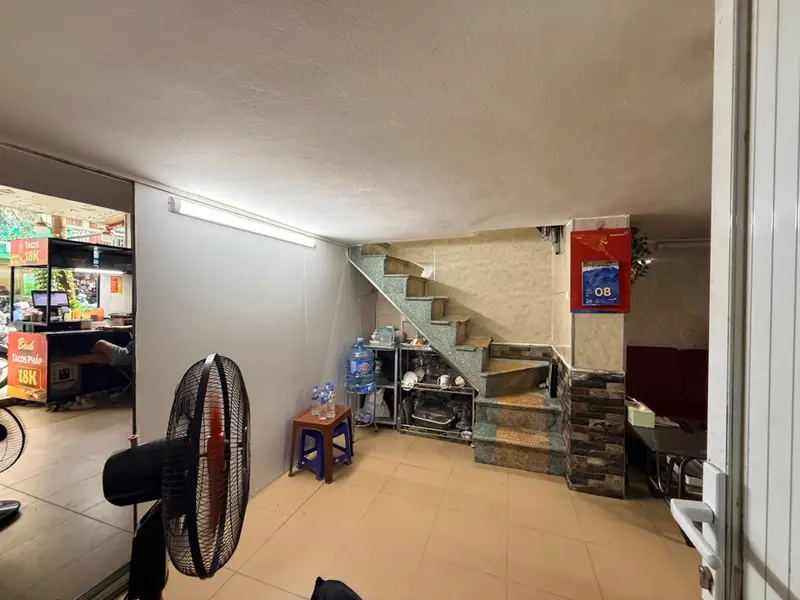 Bán nhà mặt phố tại phường Khâm Thiên, diện tích 81.2 m², sổ đỏ chính chủ... Bán nhà mặt phố tại Đống Đa, Hà Nội 01