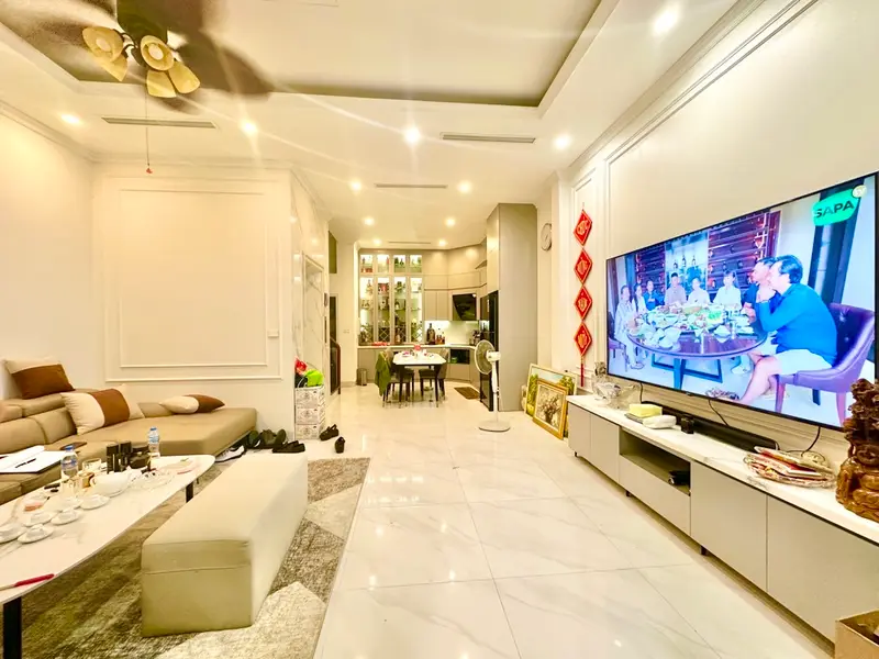 Bán gấp để định cư nước ngoài căn Biệt thự 6 tầng thang máy tại khu đô thị mới Đại Kim Nguyễn Xiển... Bán partner tại Định Công, Hà Nội 01