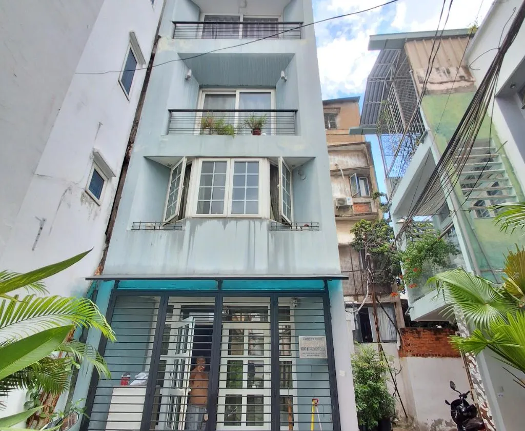 Nhà 4 Tầng Hẻm Ô Tô Đỗ Cửa Quận 10, 3 PN, 4 WC... Bán nhà riêng tại Hòa Hưng, Hồ Chí Minh 01