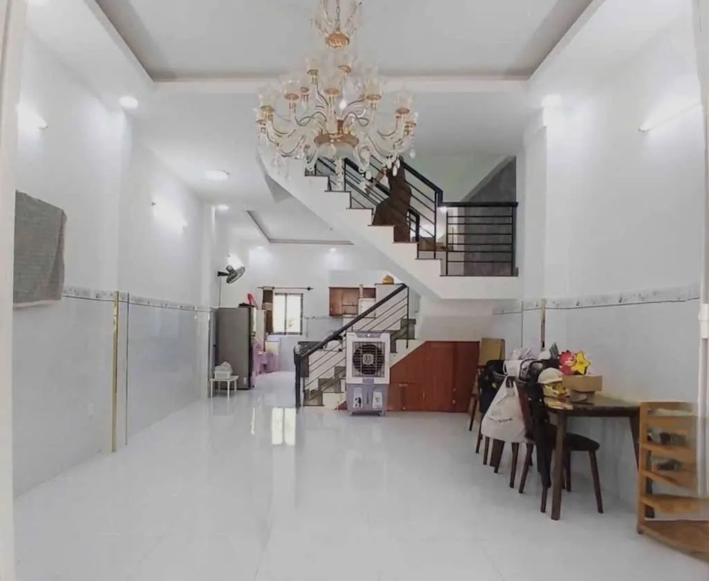 Nhà mới xây gần BX Miền Tây, DT (63m2),hẻm xetải tránh,vào ở ngay,chỉ 5.3 tỷ (Kk2809).... Bán nhà riêng tại An Lạc, Hồ Chí Minh 01