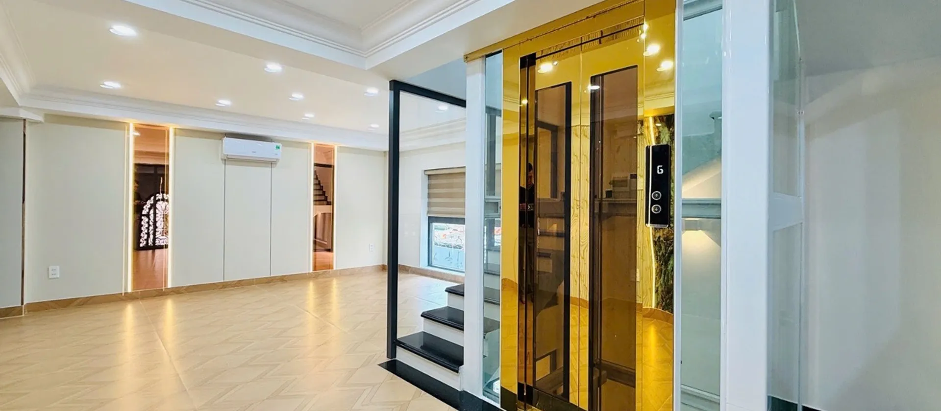 Bán nhà 7 tầng mặt tiền rộng, khu VIP quận Cầu Giấy... Bán nhà riêng tại Tân Sơn, Hồ Chí Minh 01