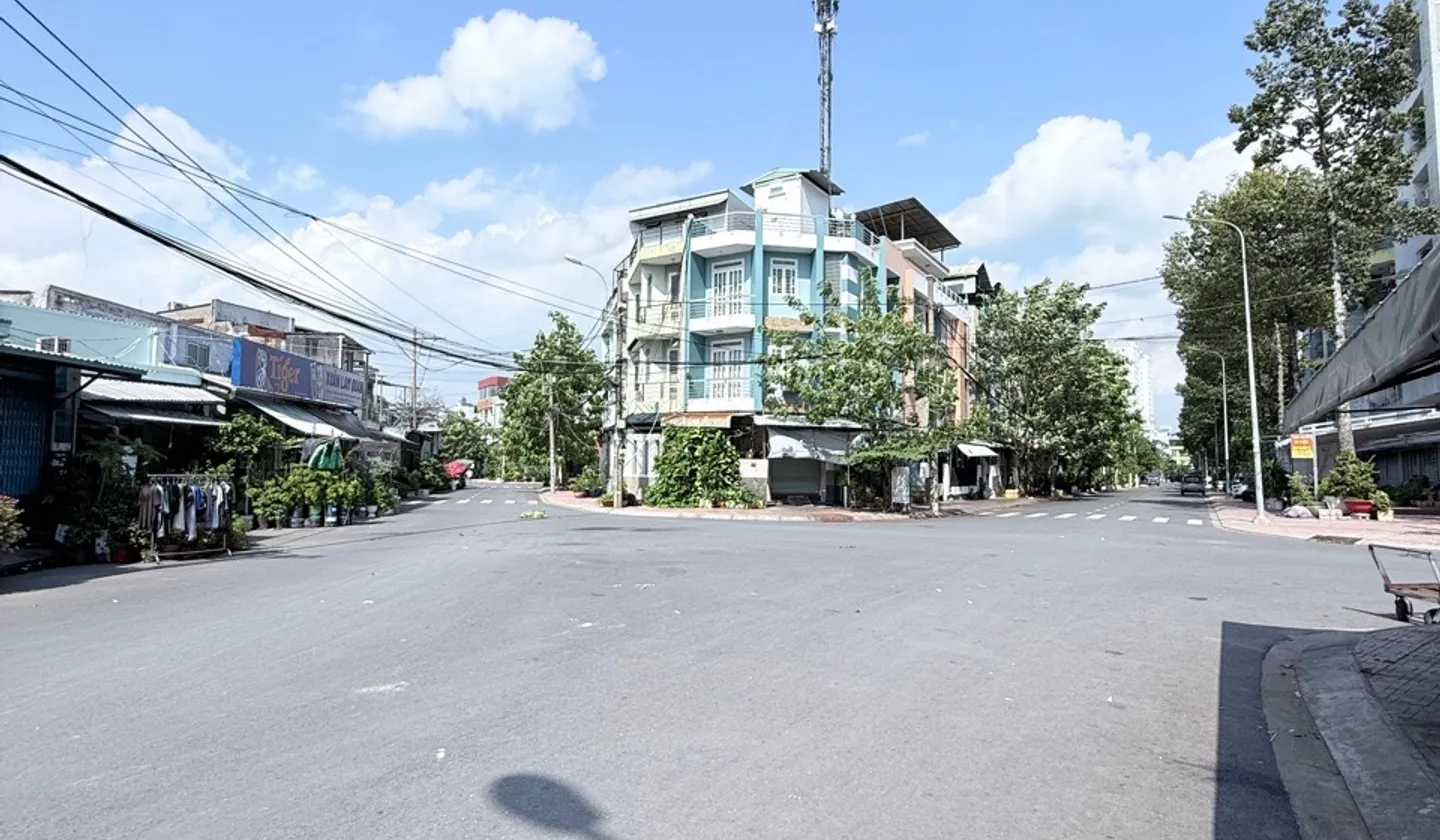 MẶT TIỀN KHU BÀN CỜ - SÁT CÔNG VIÊN - 100M2 - 4 TẦNG - CHỈ HƠN 9 TỶ... Bán nhà mặt phố tại Bình Đông, Hồ Chí Minh 01