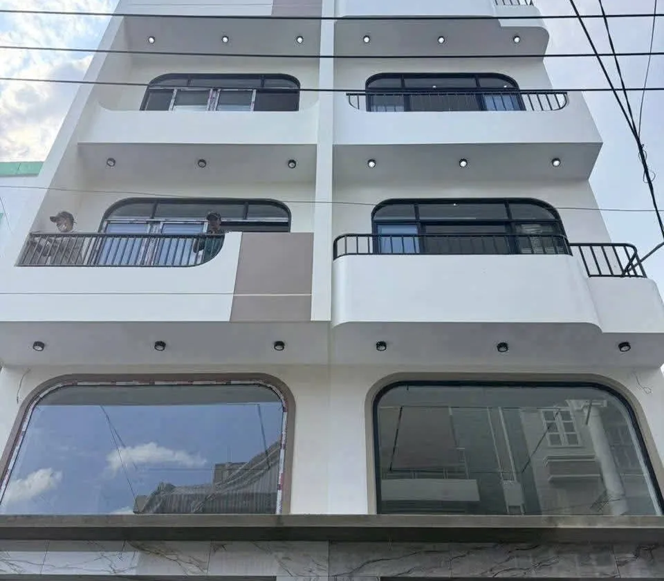 ❤️‍🔥 CHDV CAO CẤP GẦN SÂN BAY – 17 PHÒNG – THU 95TR/THÁNG

🏢 5.5x19m • 6 tầng + sân thượng • than... Bán nhà riêng tại Tân Sơn, Hồ Chí Minh 01
