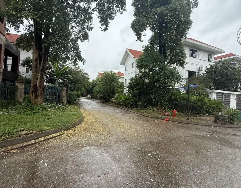 Bán nhà mặt phố tại khu đô thị Long Việt, mặt tiền rộng, diện tích lớn... Bán nhà mặt phố tại Quang Minh, Hà Nội 01