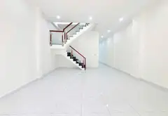 🍍🆘CHỦ CẦN B.ÁN GẤP💰G.ÍA MỚI CHỈ 3TỶ 500TR (TL) 🌹
🏡 NHÀ 2TẦNG_NGANG ĐỈNH HƠN 5M_MỚI ĐẸP KIÊN CỐ... Bán nhà riêng tại Trung Mỹ Tây, Hồ Chí Minh 02