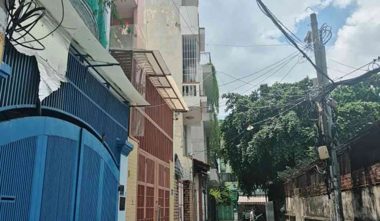 Bán nhà riêng 4 tầng tại phường Đức Nhuận, Hồ Chí Minh, mặt tiền 4.5m, giá 18 tỷ đồng... Bán nhà riêng tại Đức Nhuận, Hồ Chí Minh 01