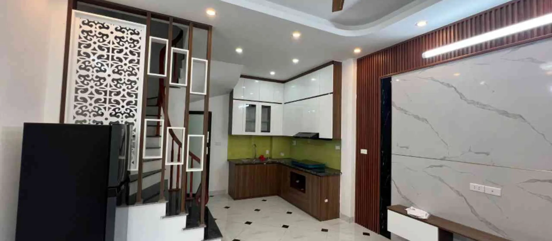 Nhà 5 tầng đẹp, vị trí đắc địa Thạch Bàn, giá tốt không thể bỏ lỡ... Bán nhà riêng tại Long Biên, Hà Nội 01