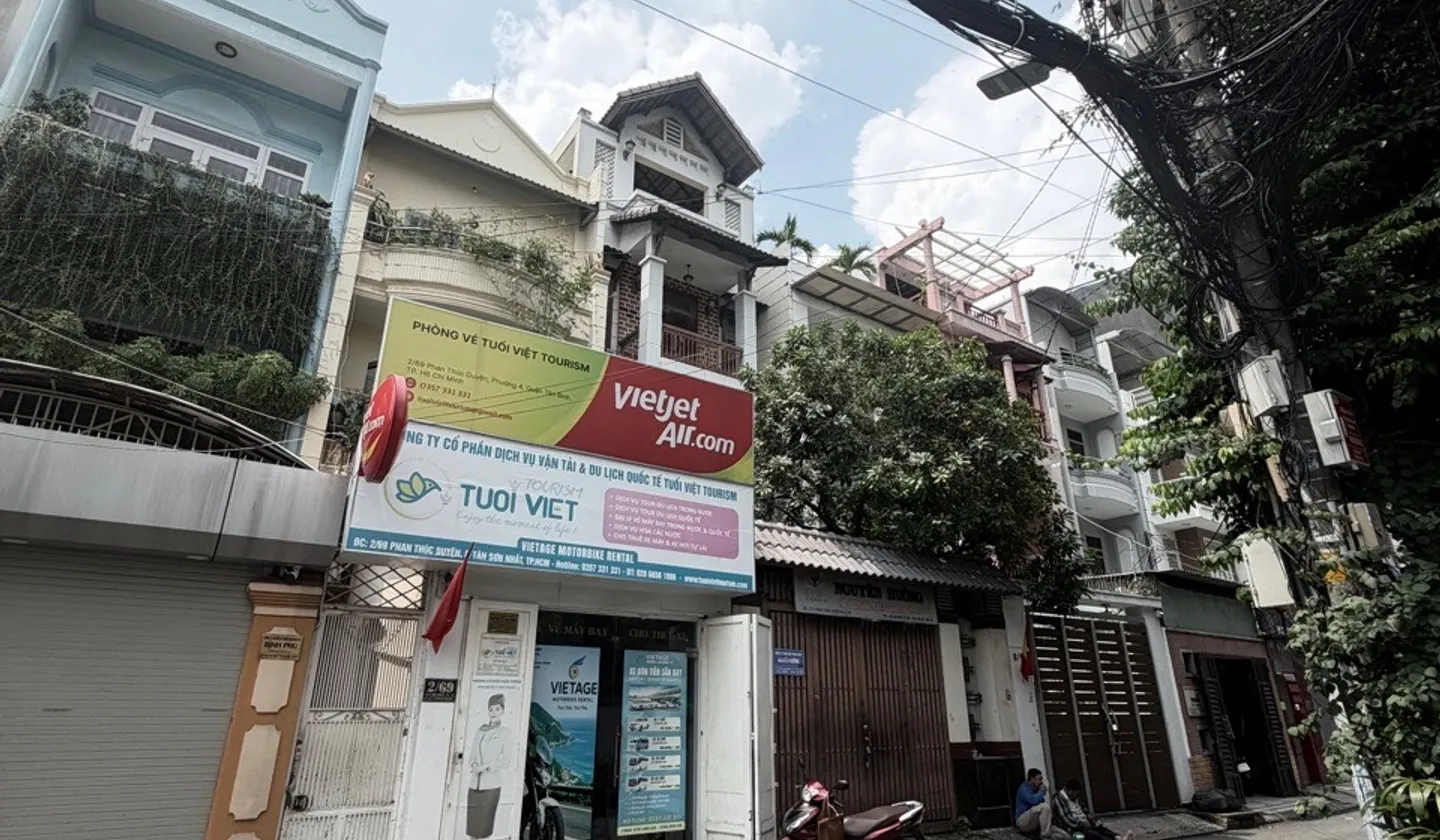 Nhà mặt phố 4 tầng gần sân bay, sẵn cho thuê đỉnh... Bán nhà mặt phố tại Tân Sơn Nhất, Hồ Chí Minh 01
