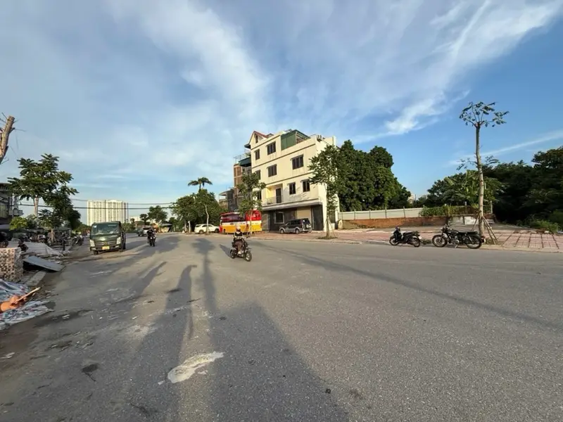BÁN NHÀ NGỌC THỤY, BỒ ĐỀ 61.5M2- 4 TẦNG - NGÕ TO NHƯ PHỐ - VỊ TRÍ ĐẮC ĐỊA... Bán nhà mặt phố tại Bồ Đề, Hà Nội 01