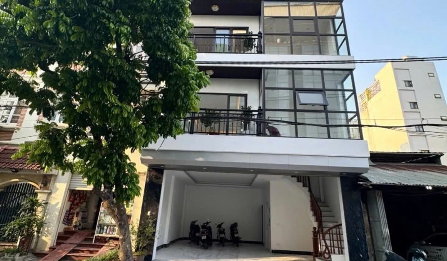 Sở Hữu TOÀ NHÀ Bề Thế GIẢI PHÓNG 52m Ô TÔ TRÁNH KINH DOANH VỈ HÈ 2 BÊN MẶT TIỀN KHỦNG 25 tỷ... Bán nhà riêng tại Hoàng Mai, Hà Nội 01