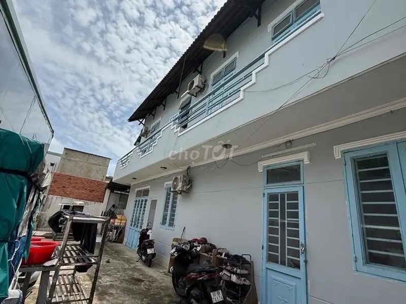 Dãy trọ 5 phòng cho thuê 11 triệu/ tháng, Nguyễn Văn Quá, Quận 12.... Bán nhà riêng tại Đông Hưng Thuận, Hồ Chí Minh 01