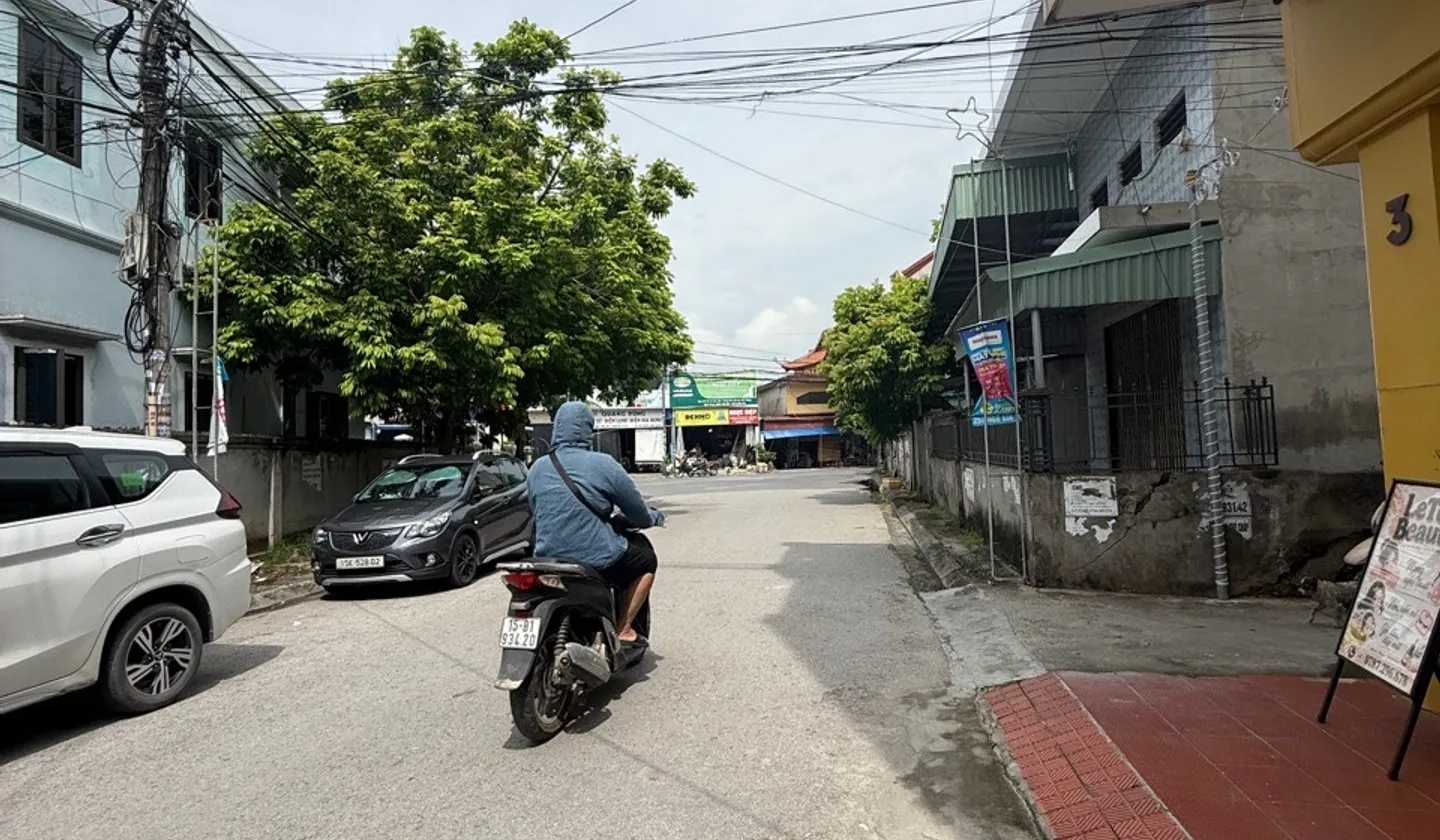 Nhà 2 tầng vị trí trung tâm tại khu vực Cát Linh... Bán nhà riêng tại Hải An, Hải Phòng 01