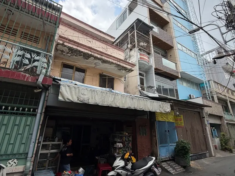 💥💥Ngang 5m💥NỞ Hậu💥XE HƠI Tới Nhà
🏡80m² (4x20m) x 5PN 6Wc
💥Giá 12.XxT🌹TL
👍Cải Tạo Hoặc Xây M... Bán nhà riêng tại Bình Thạnh, Hồ Chí Minh 01