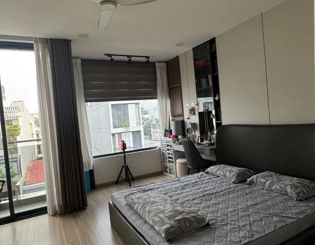 Nhà mặt tiền Phan Huy Thực - Cơ hội hiếm, kinh doanh đỉnh, thang máy hiện đại... Bán nhà mặt phố tại Tân Hưng, Hồ Chí Minh 01