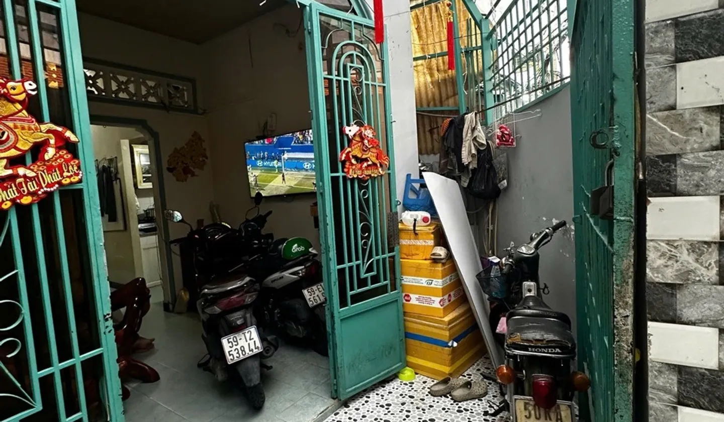 Nhà 2 tầng, 2 căn riêng biệt sát mặt tiền Nguyễn Thượng Hiền, Phú Nhuận... Bán nhà riêng tại Đức Nhuận, Hồ Chí Minh 01