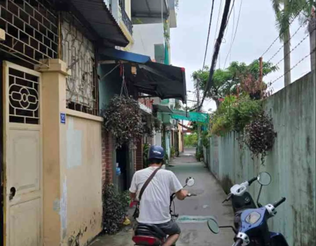 Nhà hai tầng ngõ ô tô đỗ cửa tại khu vực trung tâm thuận lợi... Bán nhà riêng tại Lê Chân, Hải Phòng 01