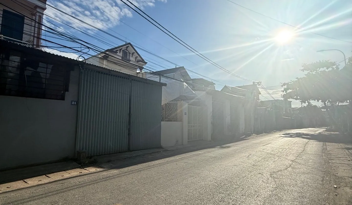Nhà mặt phố nhỏ xinh, giá dưới 3 tỷ, tiềm năng kinh doanh cực tốt... Bán nhà mặt phố tại Sóc Sơn, Hà Nội 01