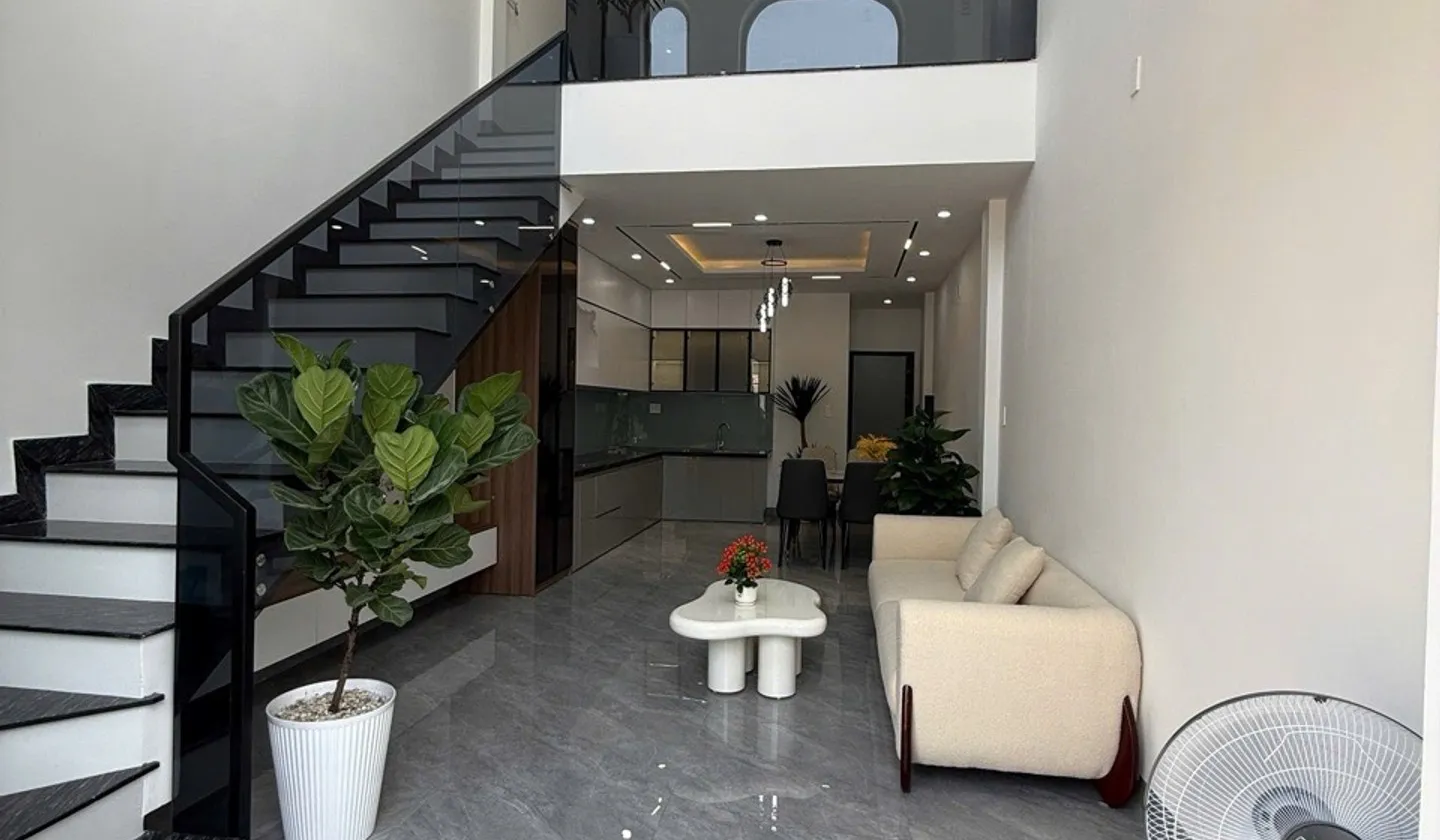 Bán nhà 2 tầng 71.5m² tại phường Hòa Khánh, Đà Nẵng, giá 4.1 tỷ... Bán nhà riêng tại Hòa Khánh, Đà Nẵng 01